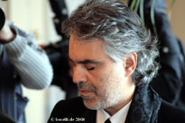 Pressekonferenz Incanto, Neapel, 23.10.08, copyright www.bocelli.de