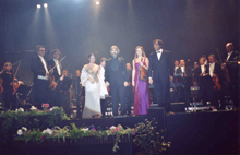 Prag, 4. 10. 2003, curtain call, Dank an Renate G.,photo copyright Bocelli.de