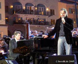 Andrea Bocelli and David Foster, Lake Las Vegas, Dec 9/10 2005, copyright www.bocelli.de