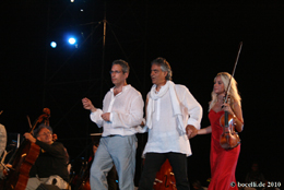 Teatro del Silenzio, Lajatico, 24. Juli 2010, photo copyright www.bocelli.de