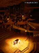 Berlin, Philharmonie, 9.1.11, Photo copyright www.bocelli.de