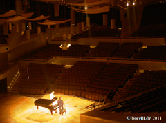 Berlin, Philharmonie, 9.1.11, Photo copyright www.bocelli.de