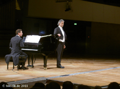 Berlin, Philharmonie, 9.1.11 mit Vincenzo Scalera, Photo copyright www.bocelli.de