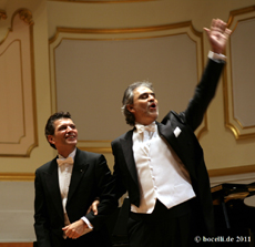 Hamburg, Laeiszhalle, 11.1.11 mit Vincenzo Scalera, Photo copyright www.bocelli.de