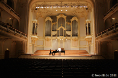 Hamburg, Laeiszhalle, 11.1.11, Photo copyright www.bocelli.de