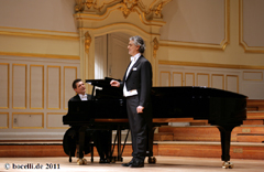 Hamburg, Laeiszhalle, 11.1.11 mit Vincenzo Scalera, Photo copyright www.bocelli.de