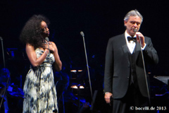 Washington, Verizon Center, 12.12.2013, with Heather Headley, photo thanks to Jack!